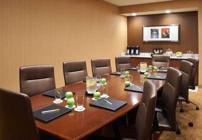 Best Western Plus Elgin - Chicago West Dundee Экстерьер фото