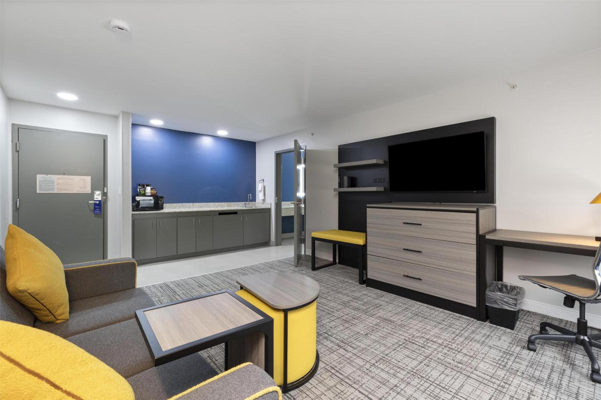 Best Western Plus Elgin - Chicago West Dundee Экстерьер фото